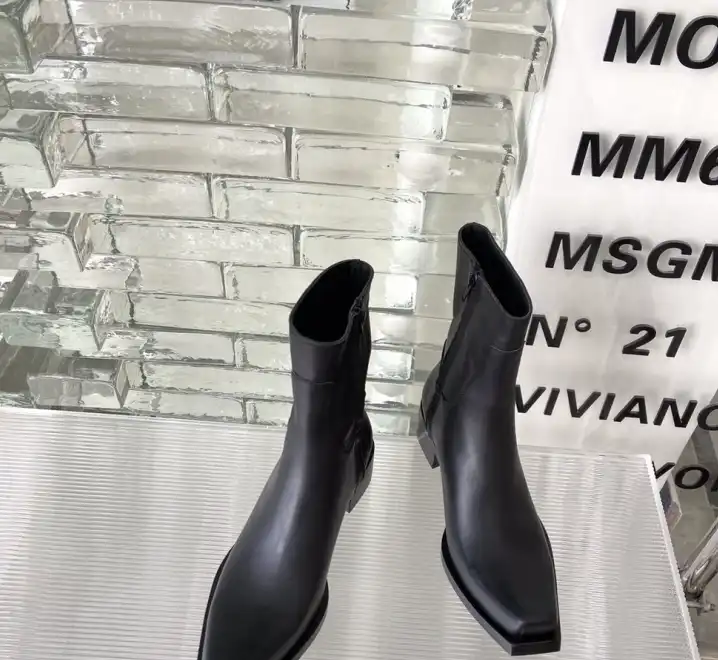 hype Balenciaga Boots