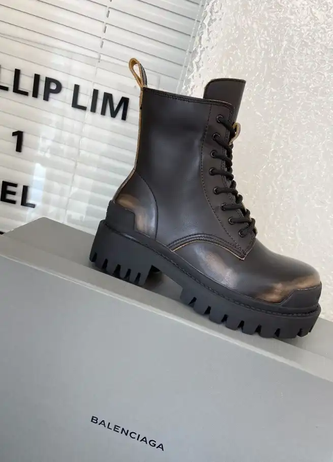 hype Balenciaga Boots