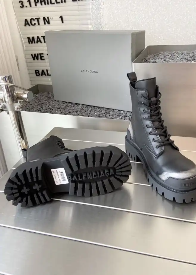 hype Balenciaga Boots