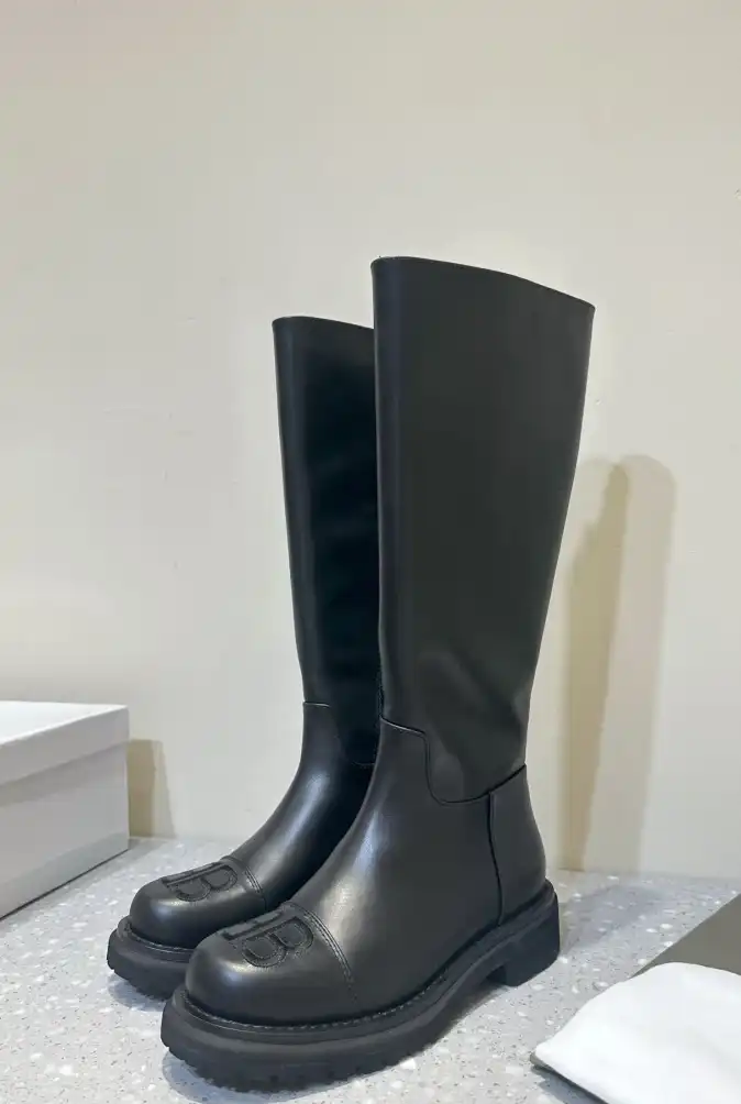 hype Balenciaga Boots