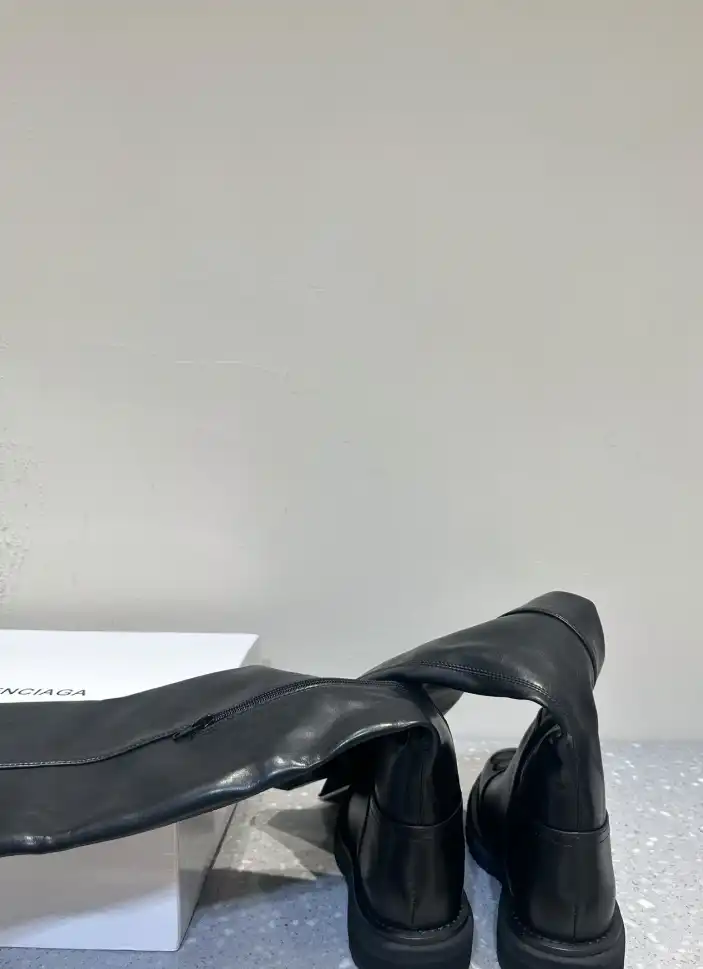 hype Balenciaga Boots