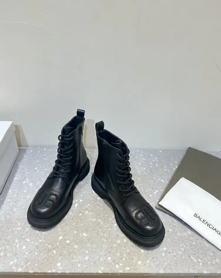 hype Balenciaga Boots