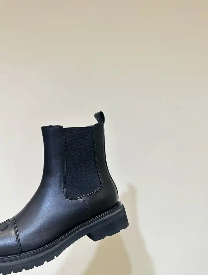 hype Balenciaga Boots