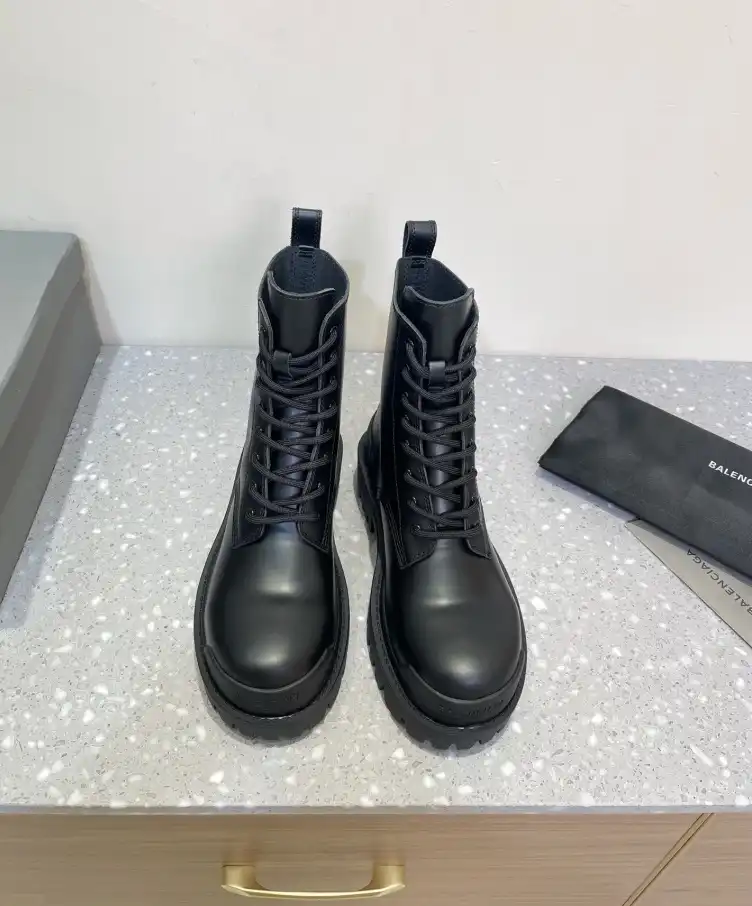 hype Balenciaga Boots