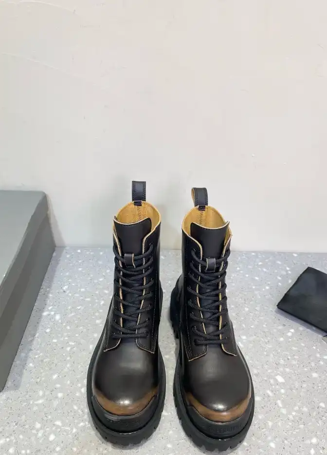 hype Balenciaga Boots