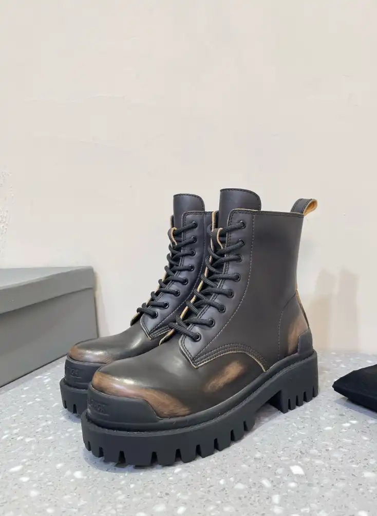 hype Balenciaga Boots