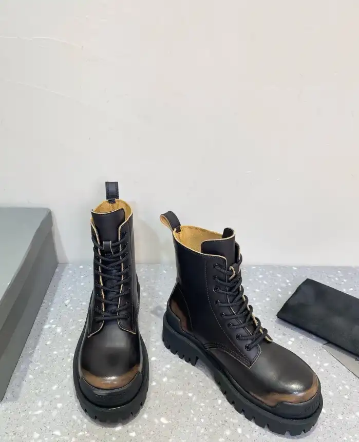 hype Balenciaga Boots