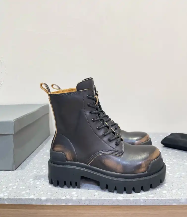 hype Balenciaga Boots