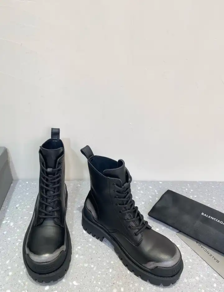 hype Balenciaga Boots