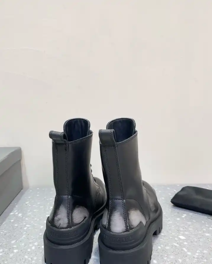 hype Balenciaga Boots