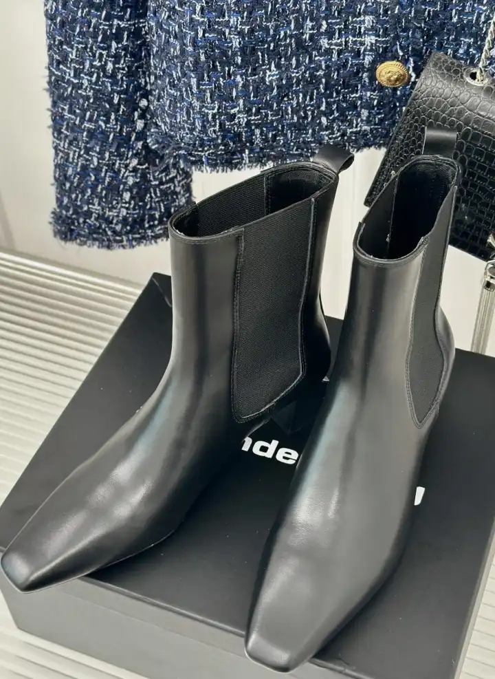 hype Alexander Wang Boots