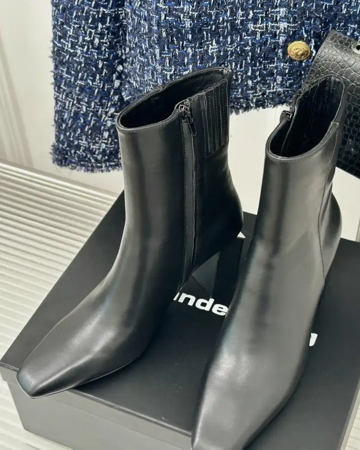 hype Alexander Wang Boots