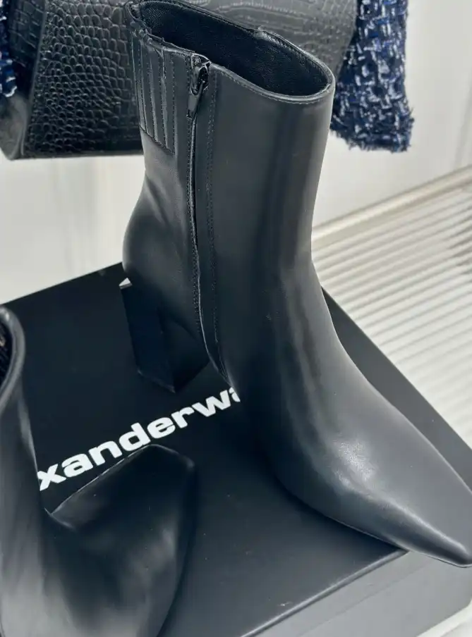 hype Alexander Wang Boots