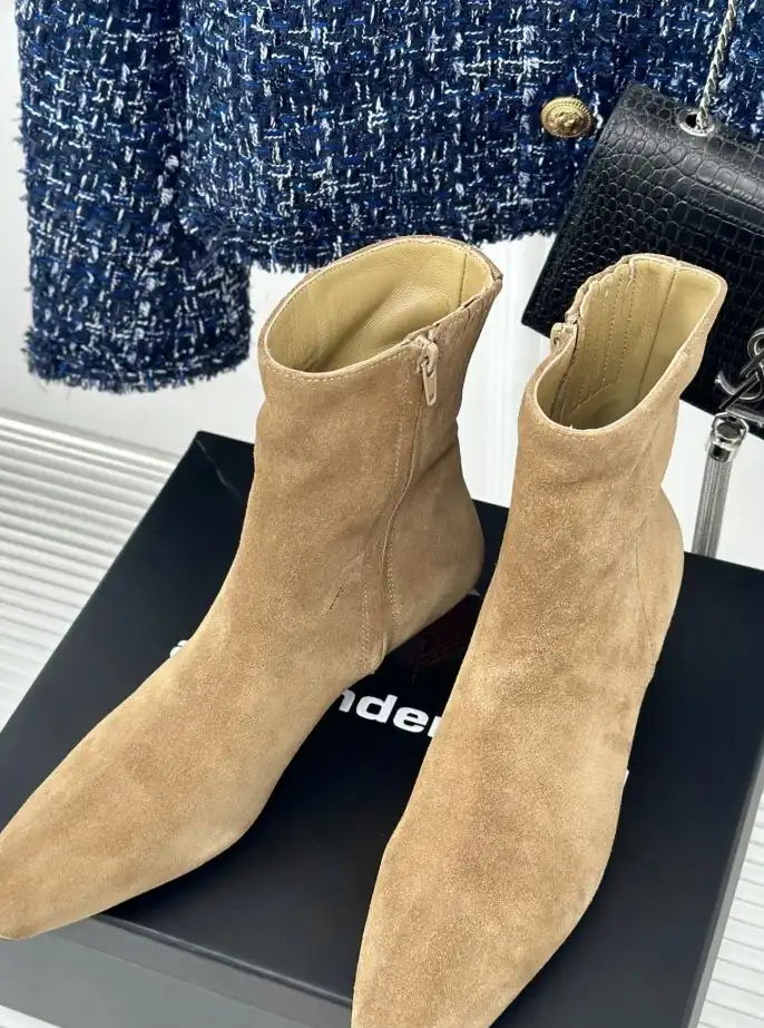 hype Alexander Wang Boots