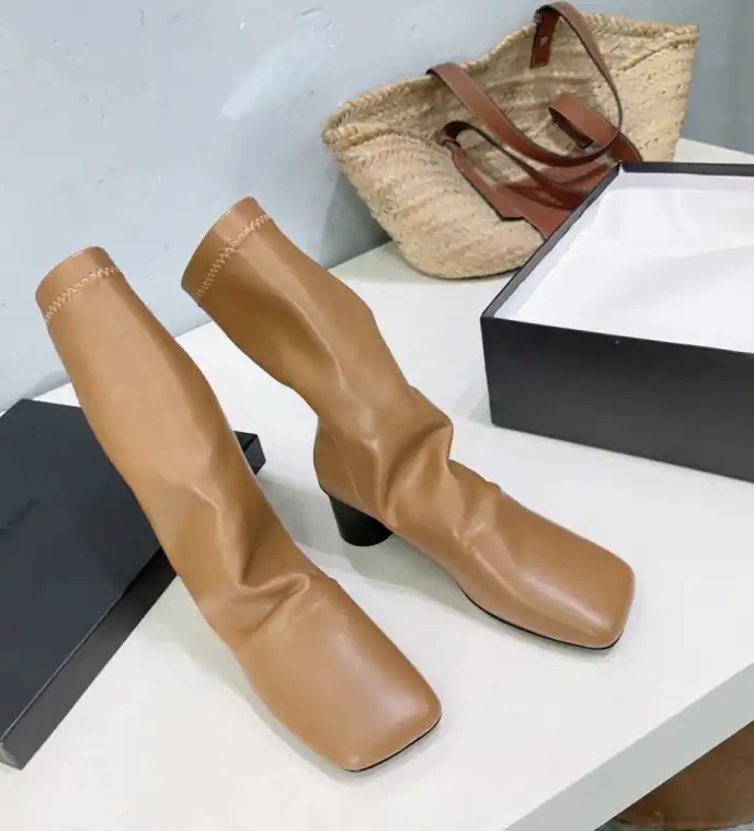 hype Alexander Wang Boots