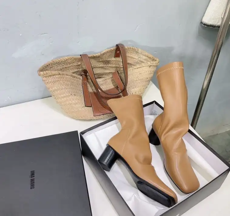 hype Alexander Wang Boots