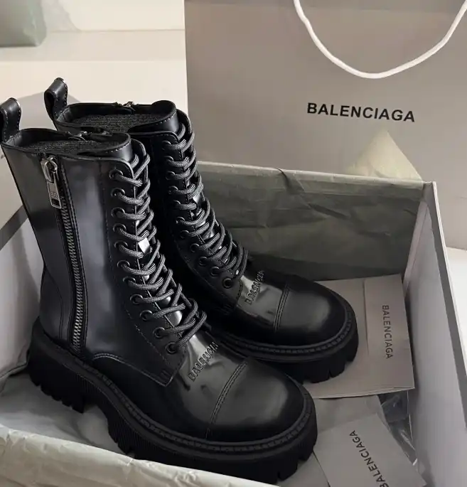 hype Balenciaga Boots