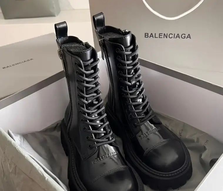 hype Balenciaga Boots