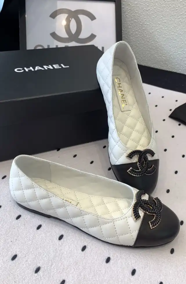 Chanel Flat Shoes