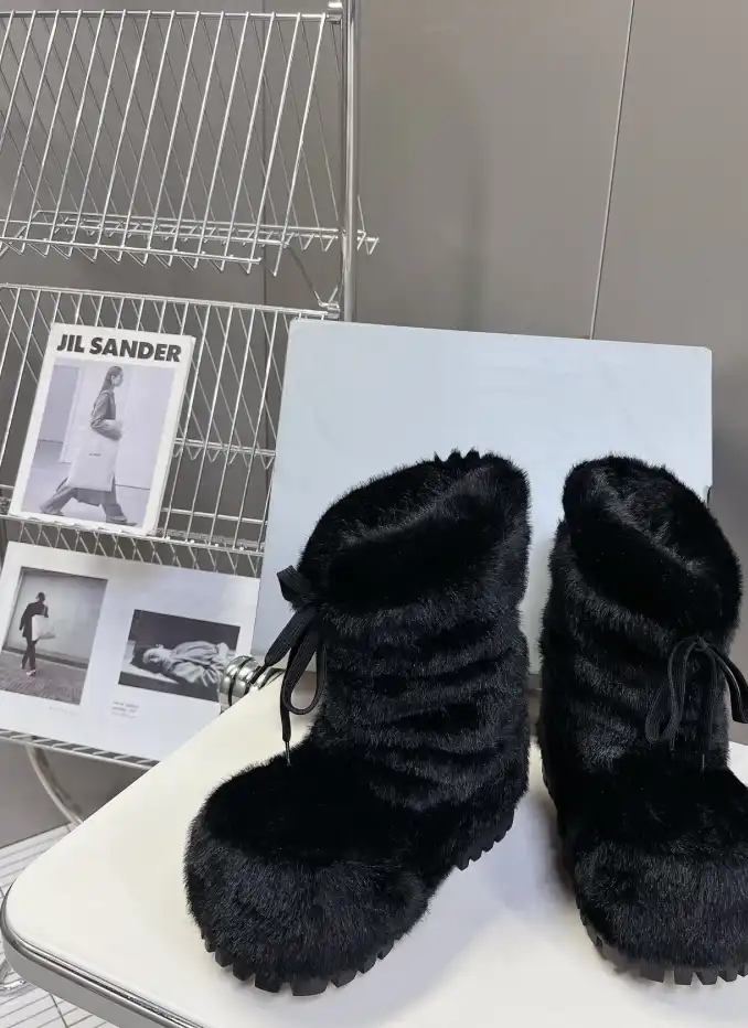 hype Balenciaga Boots