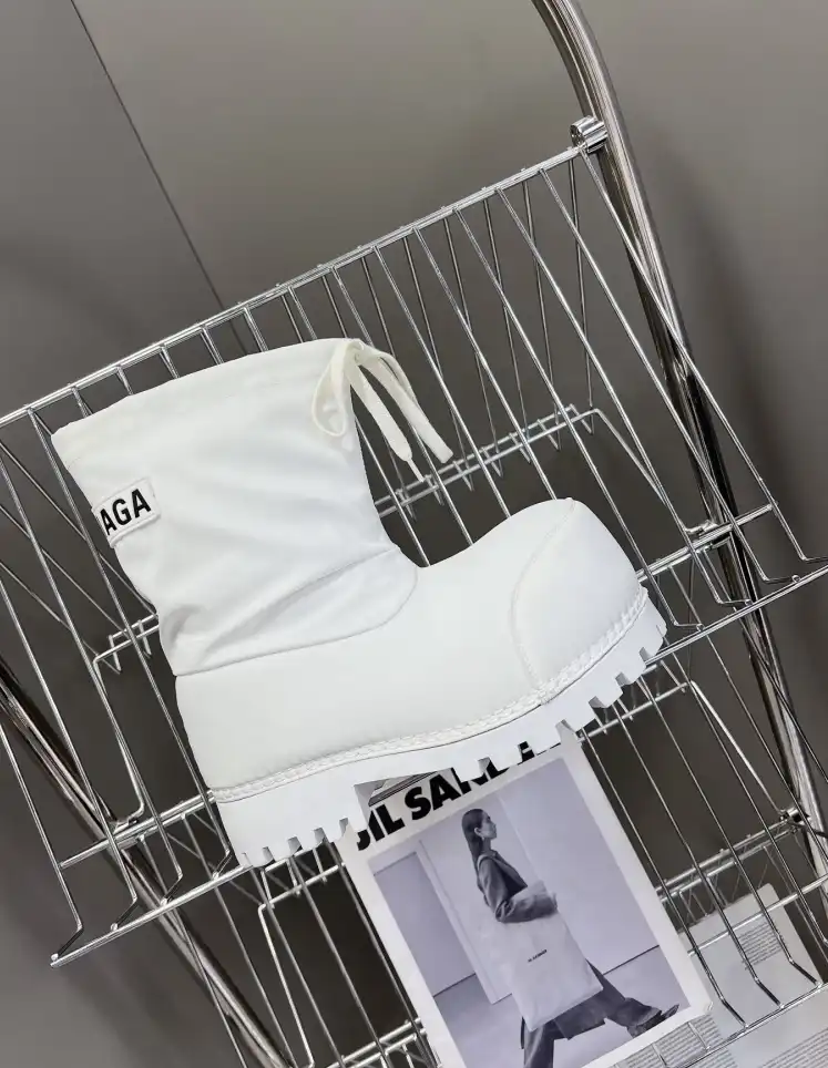 hype Balenciaga Boots