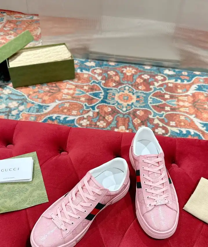 Gucci Casual Shoes
