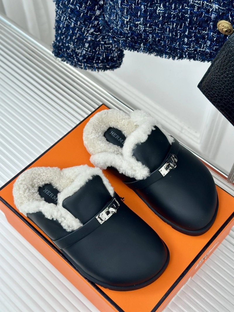 Hermes Slippers