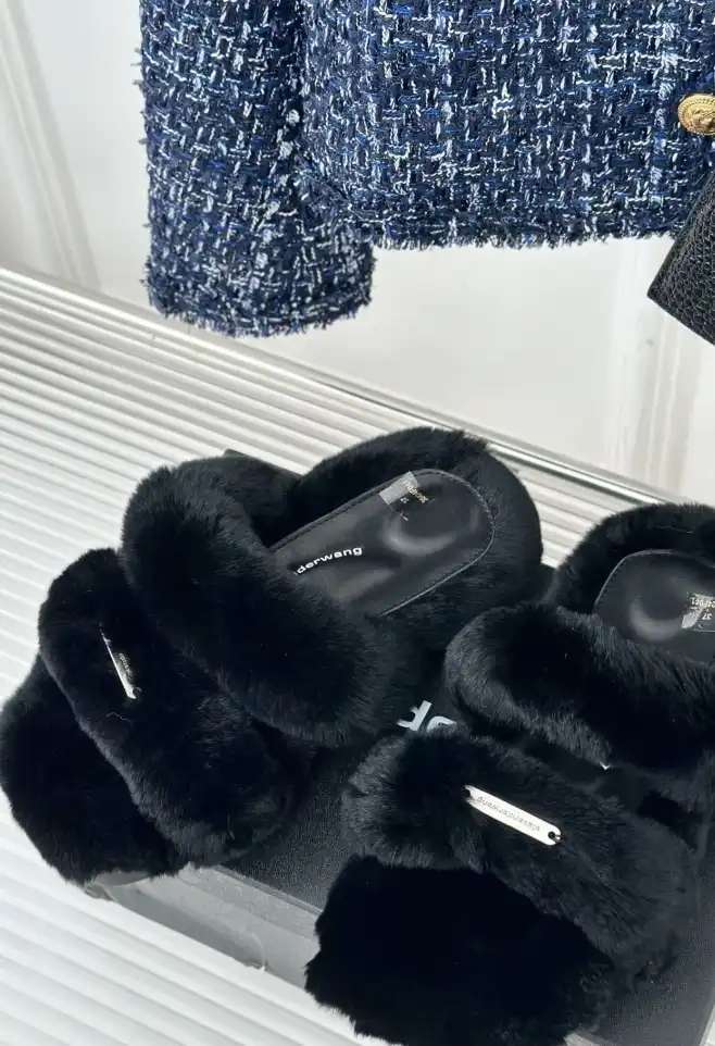 hype Alexander Wang Slippers