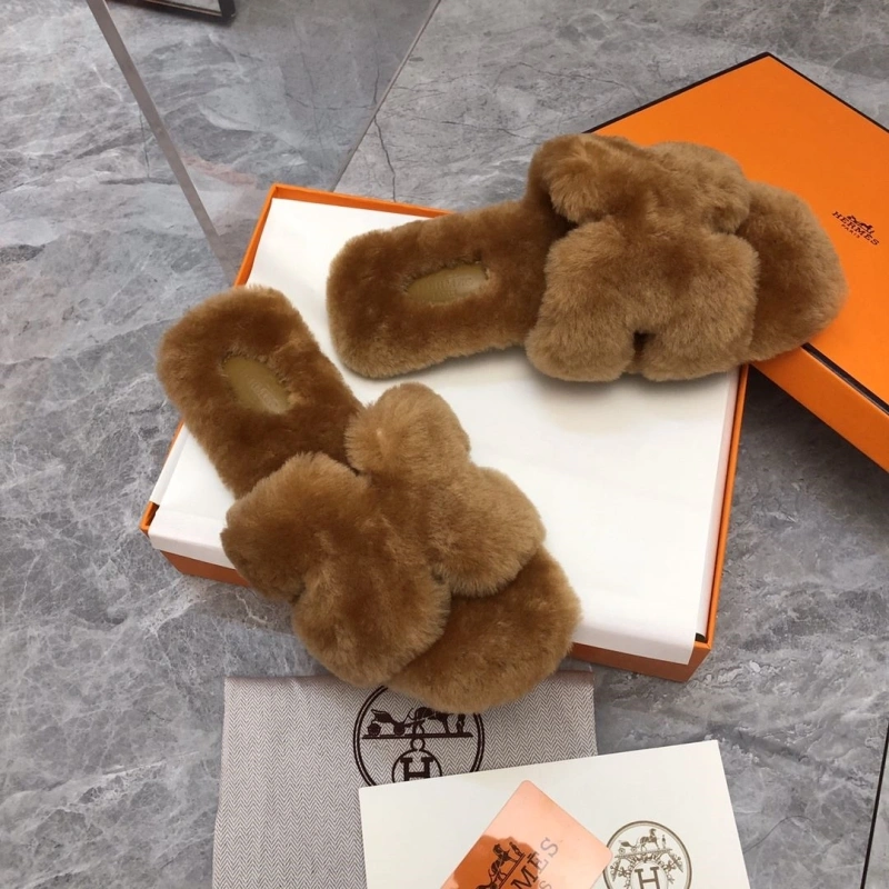 Hermes Slippers