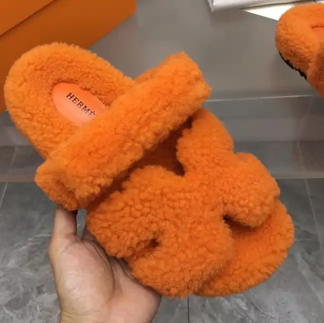 Hermes Slippers