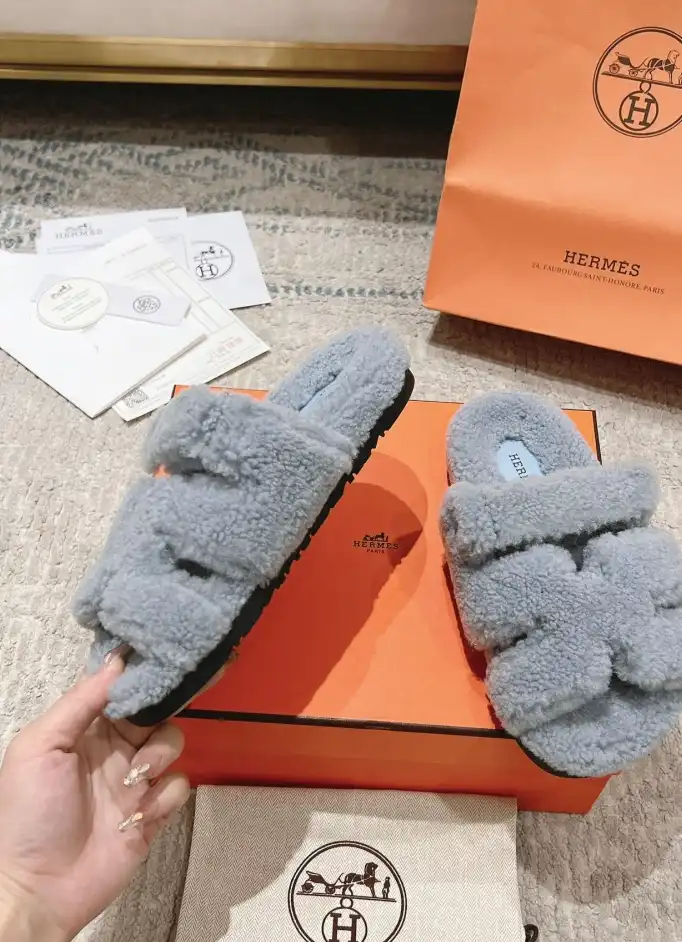 Hermes Slippers