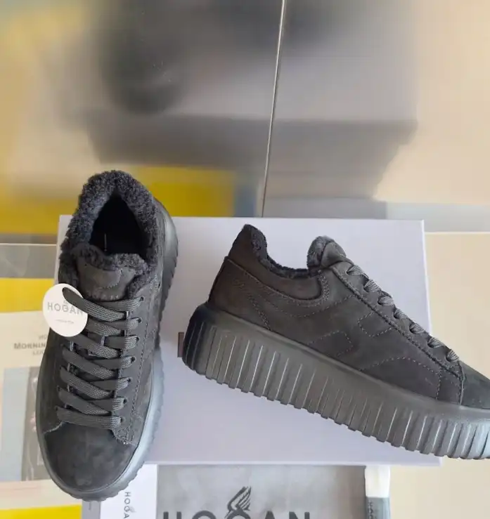 Hogan Sneakers