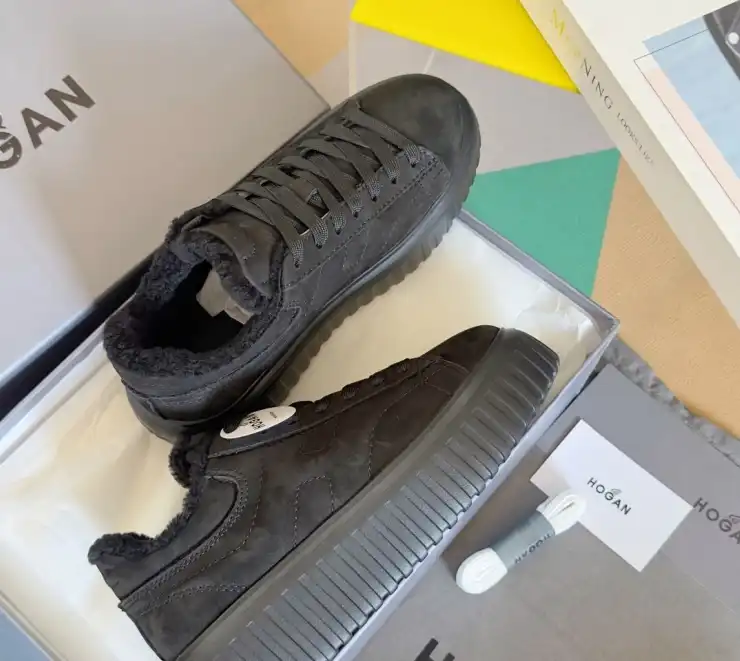 Hogan Sneakers