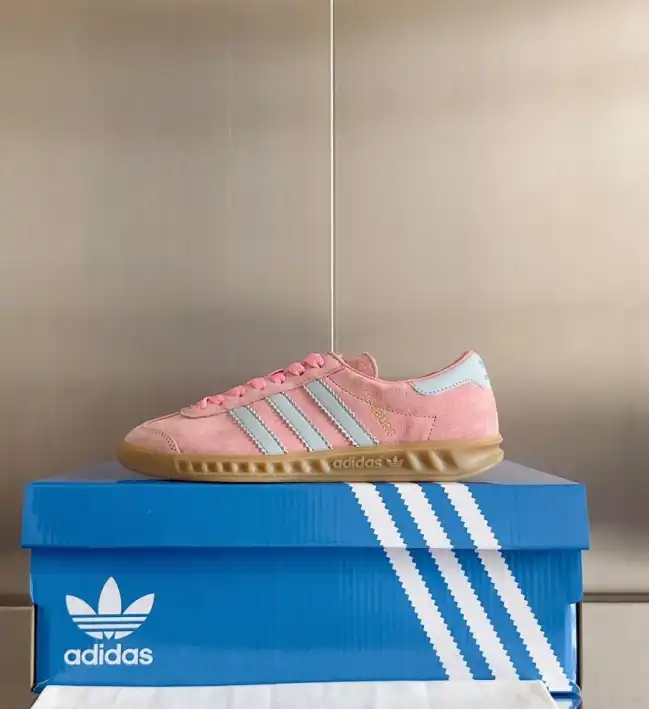 hype Adidas Sneakers