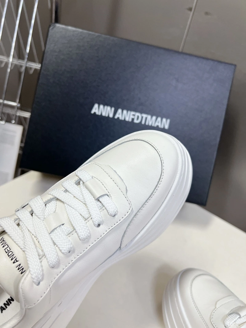 Other Sneakers