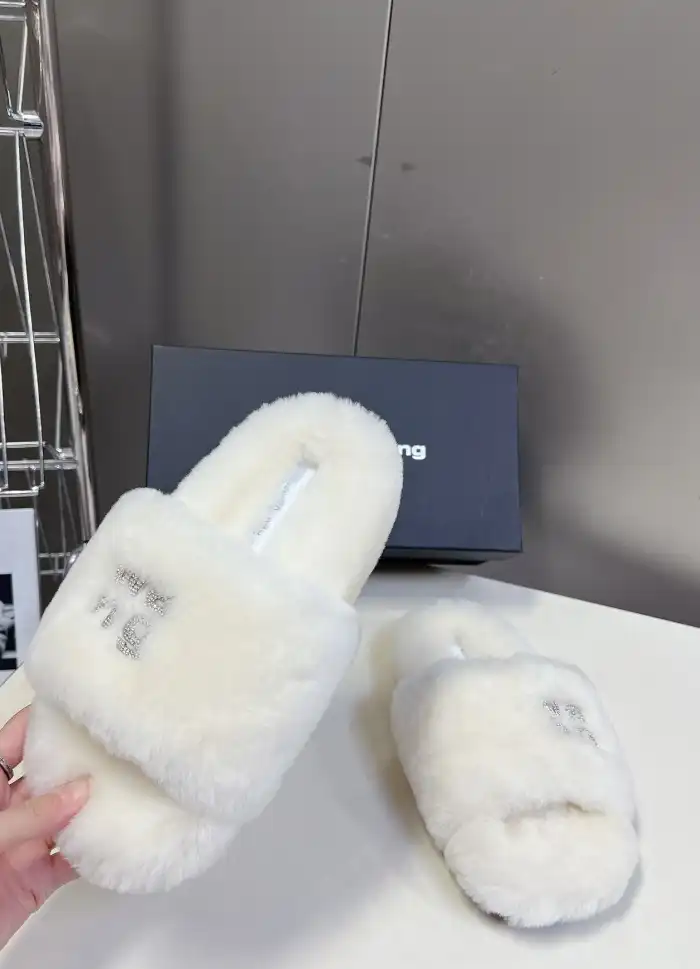 hype Alexander Wang Slippers