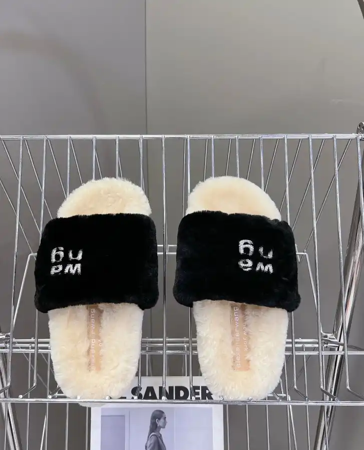 hype Alexander Wang Slippers