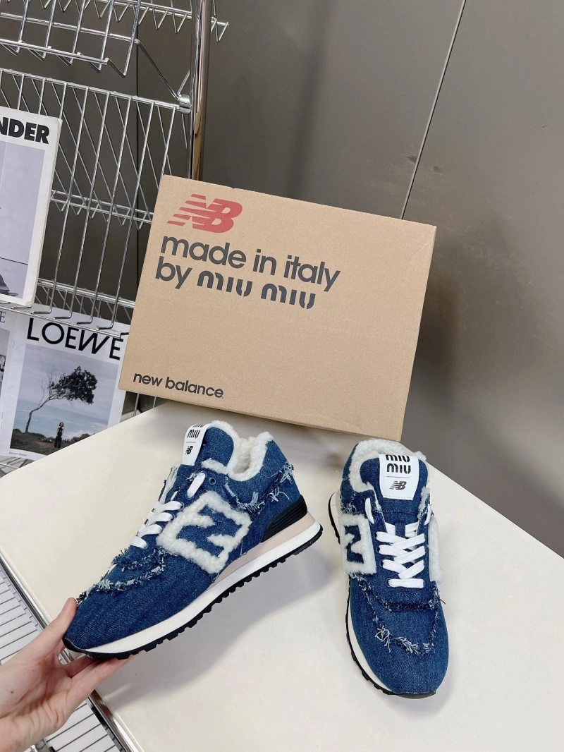 Miu Miu Casual Shoes