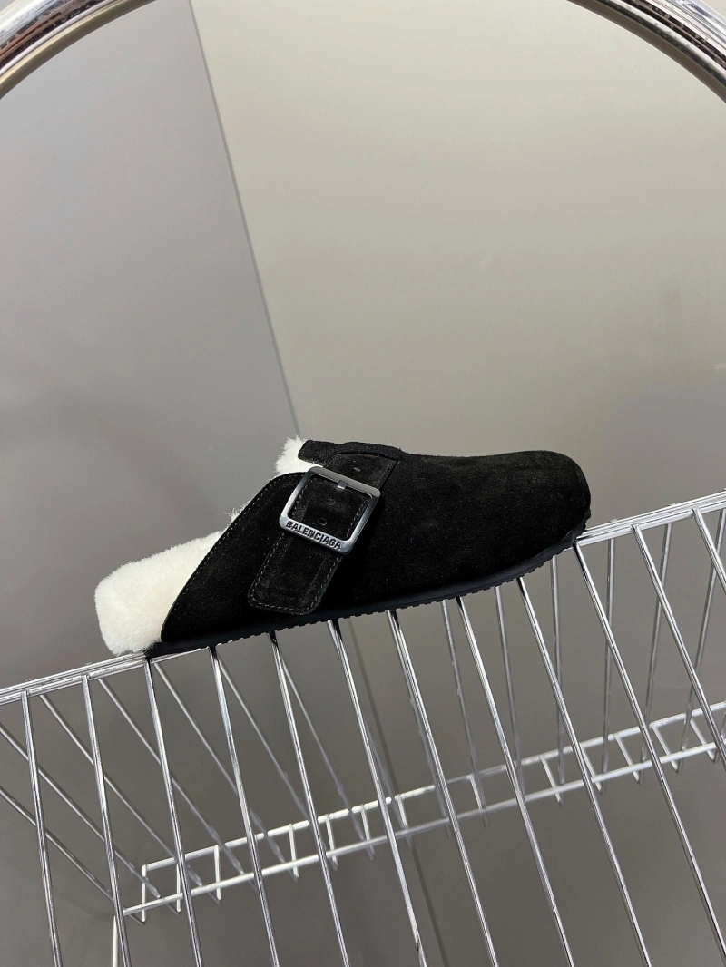 Balenciaga Slippers