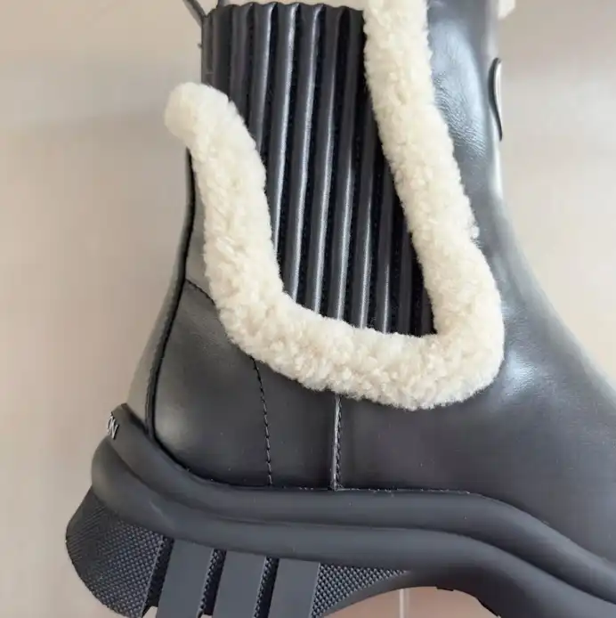 LV Boots