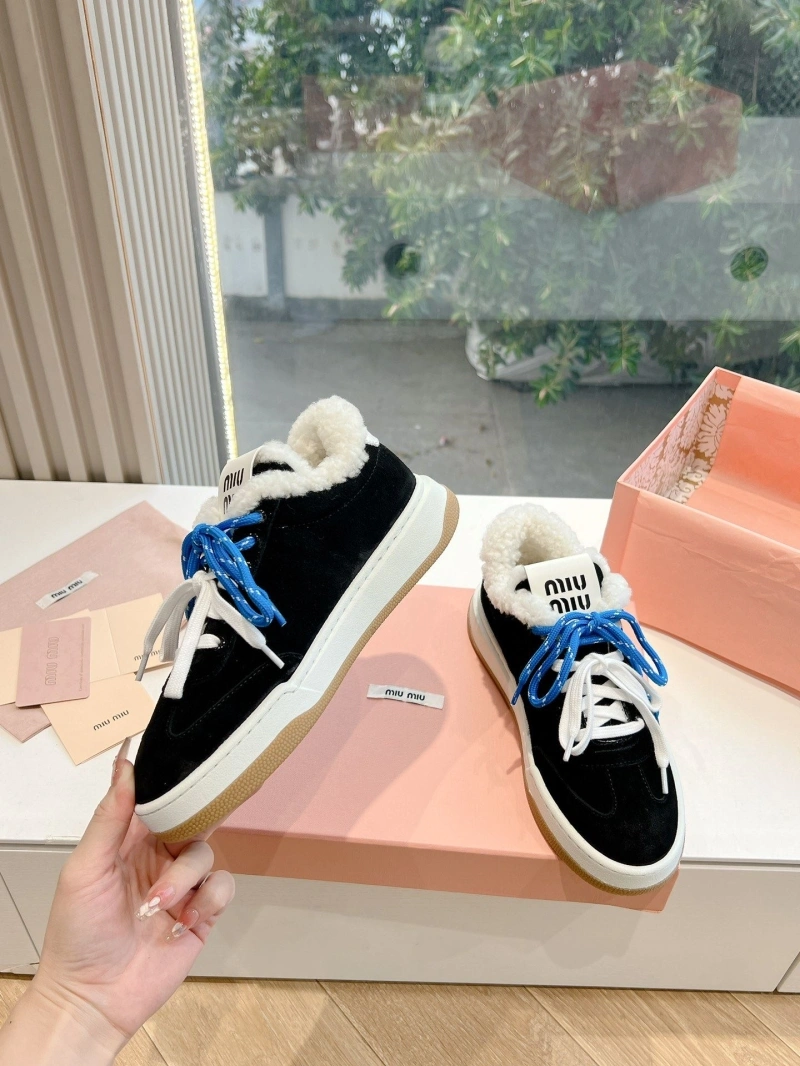 Miu Miu Casual Shoes