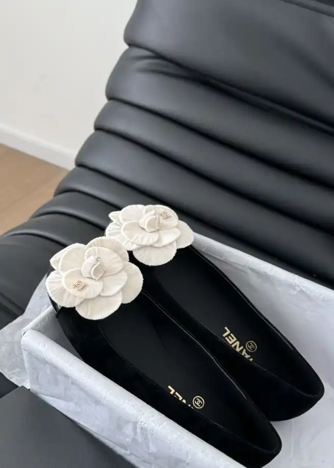 Chanel Flat Shoes