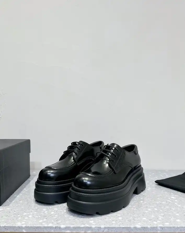 hype Alexander Wang Leather Shoes