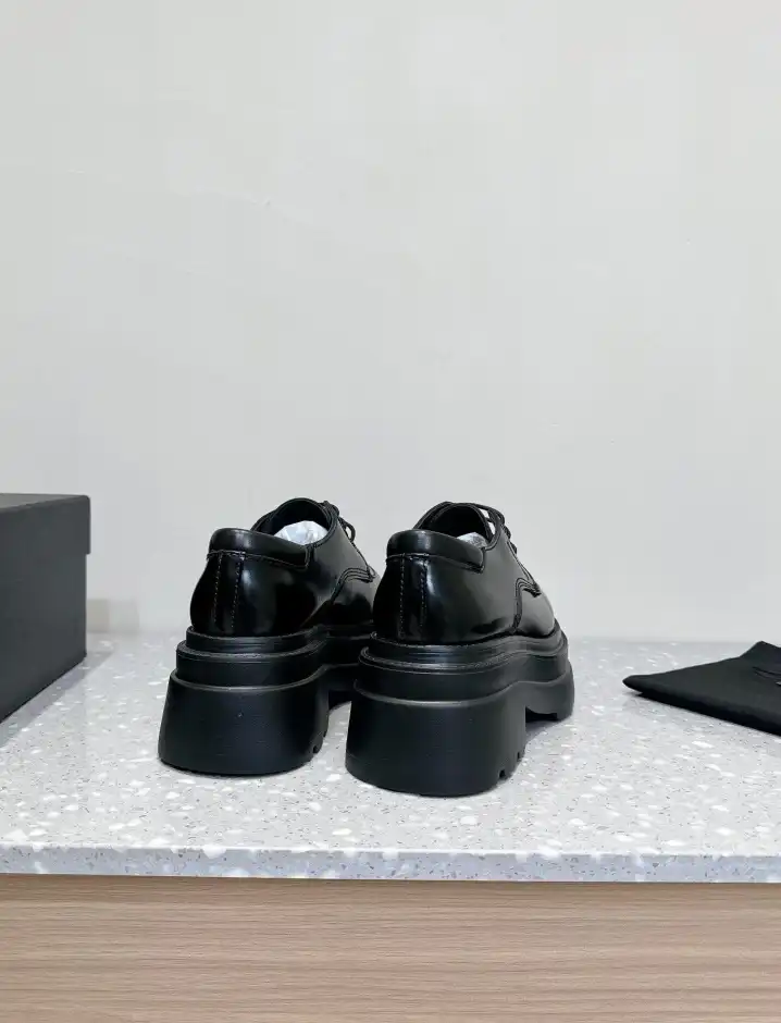 hype Alexander Wang Leather Shoes