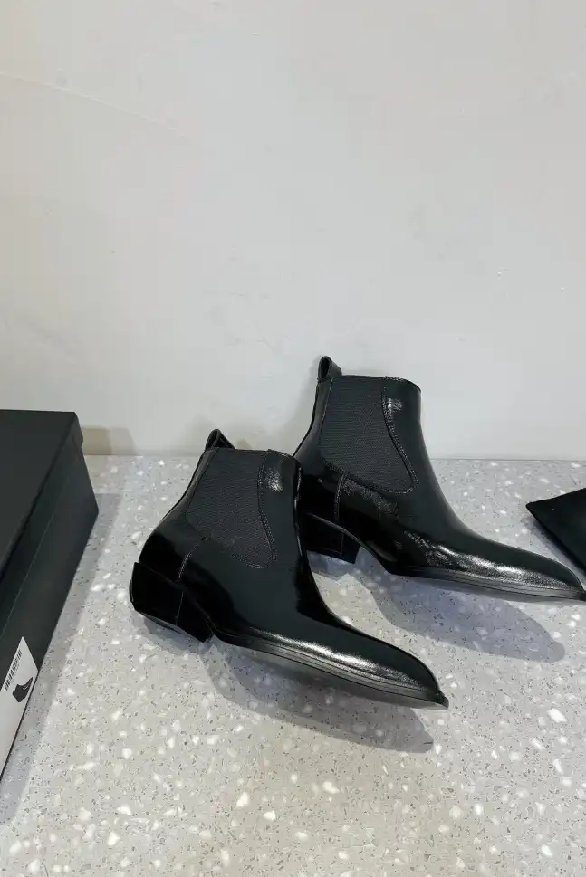 hype Alexander Wang Boots