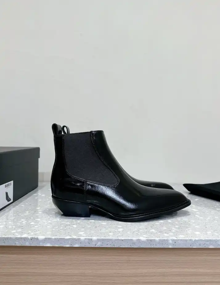 hype Alexander Wang Boots