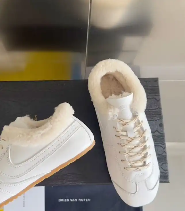 Other Sneakers