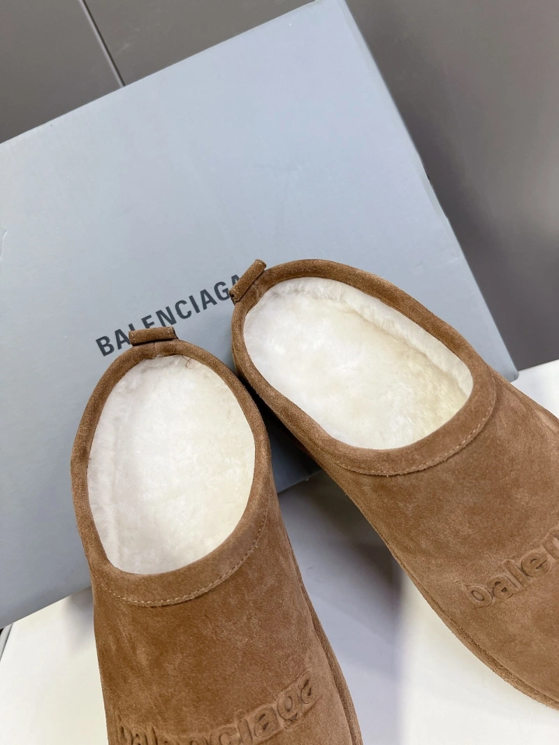 Balenciaga Slippers