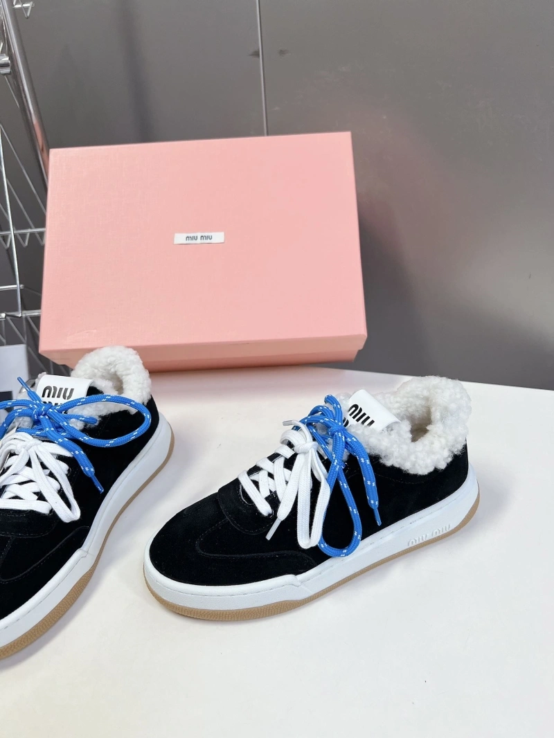 Miu Miu Casual Shoes