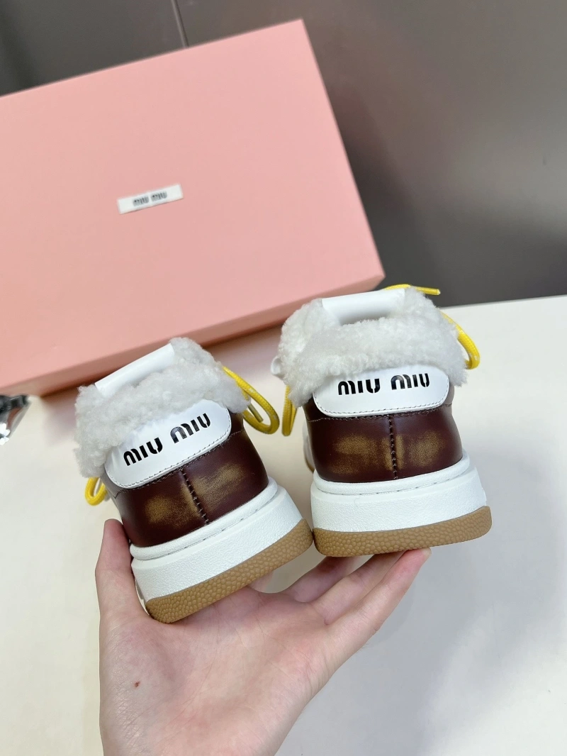 Miu Miu Casual Shoes